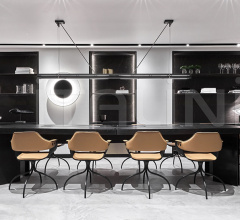 Стул с подлокотниками Showtime - swivel base Стул с подлокотниками Showtime - swivel base фабрика BD Barcelona Design