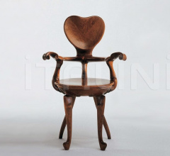 Стул с подлокотниками Calvet armchair Стул с подлокотниками Calvet armchair фабрика BD Barcelona Design