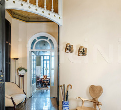 Стул с подлокотниками Calvet armchair Стул с подлокотниками Calvet armchair фабрика BD Barcelona Design