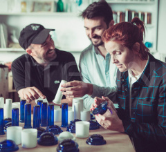 Ваза REmix Vol.4 DNA Ваза REmix Vol.4 DNA фабрика BD Barcelona Design