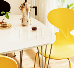 Итальянские Столы обеденные - Стол обеденный FH125 Итальянские Столы обеденные - Стол обеденный FH125 фабрика Fritz Hansen