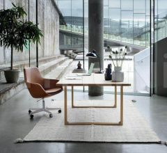 Кресло LITTLE GIRAFFE™ фабрика Fritz Hansen