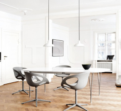 Итальянские Столы обеденные - Стол обеденный SUPER-ELLIPTICAL Итальянские Столы обеденные - Стол обеденный SUPER-ELLIPTICAL фабрика Fritz Hansen