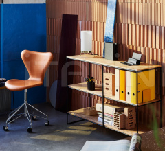 Итальянские Настольные светильники - Настольный светильник PM-02 Итальянские Настольные светильники - Настольный светильник PM-02 фабрика Fritz Hansen