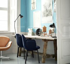 Итальянские Настольные светильники - Настольная лампа KAISER IDELL™ Итальянские Настольные светильники - Настольная лампа KAISER IDELL™ фабрика Fritz Hansen