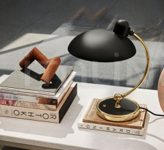 Итальянские Настольные светильники - Настольная лампа KAISER IDELL™ Итальянские Настольные светильники - Настольная лампа KAISER IDELL™ фабрика Fritz Hansen