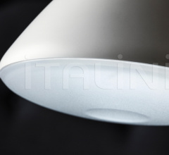 Итальянские Настольные светильники - Настольный светильник AQ01™ Итальянские Настольные светильники - Настольный светильник AQ01™ фабрика Fritz Hansen