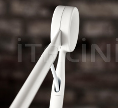 Итальянские Настольные светильники - Настольный светильник AQ01™ Итальянские Настольные светильники - Настольный светильник AQ01™ фабрика Fritz Hansen