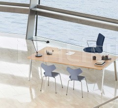 Итальянские Настольные светильники - Настольный светильник AQ01™ Итальянские Настольные светильники - Настольный светильник AQ01™ фабрика Fritz Hansen