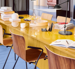 Итальянские Настольные светильники - Настольный светильник AQ01™ Итальянские Настольные светильники - Настольный светильник AQ01™ фабрика Fritz Hansen