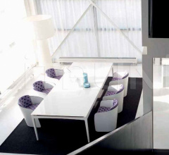 Стул с подлокотниками SIR Стул с подлокотниками SIR фабрика Nube