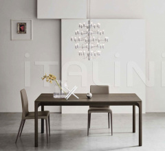 Стол обеденный Delta фабрика Maronese