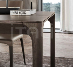 Стол обеденный Delta фабрика Maronese