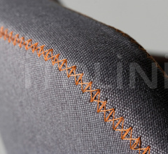 Стул с подлокотниками Manu-04 base 100 фабрика Torre