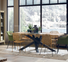 Стул DB006281 фабрика Dialma Brown