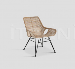 Стул с подлокотниками DB006285 фабрика Dialma Brown