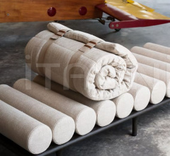 Банкетка Five to Nine Банкетка Five to Nine фабрика Tacchini