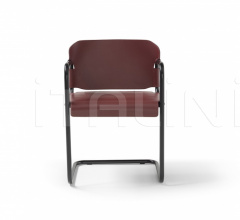 Стул с подлокотниками Vienna фабрика Amura