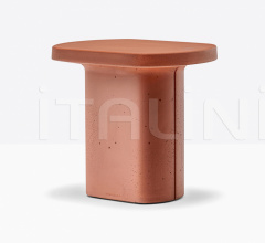 Столик Caementum CMT_46x35x42 фабрика Pedrali