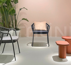 Столик Caementum Caementum CMT_40x30x35 фабрика Pedrali