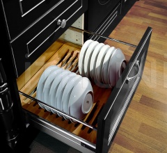 Кухня Solaria laccato nero Кухня Solaria laccato nero фабрика Tomassi Cucine (закрыта)