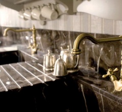 Кухня Artemide laccata ostrica фабрика Tomassi Cucine (закрыта)