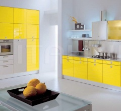Кухня Modula giallo Кухня Modula giallo фабрика Tomassi Cucine (закрыта)