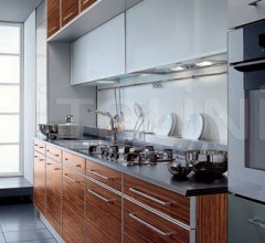 Кухня Teknika legno zebrano dem фабрика Tomassi Cucine (закрыта)