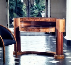 Итальянские Письменные столы - Письменный стол M 631 Итальянские Письменные столы - Письменный стол M 631 фабрика Annibale Colombo