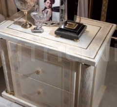 Тумбочка T185/P KA01 Тумбочка T185/P KA01 фабрика Turri