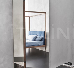 Итальянские Настенные зеркала - Зеркало PLISSE’ фабрика Porada