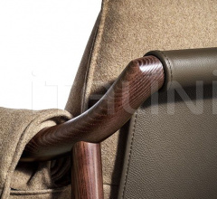 Кресло Times Lounge фабрика Poltrona Frau