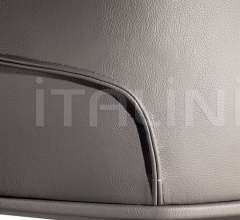 Барный стул Archibald Stool Барный стул Archibald Stool фабрика Poltrona Frau