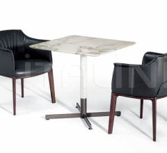 Барный стол Bob Bistrot Барный стол Bob Bistrot фабрика Poltrona Frau