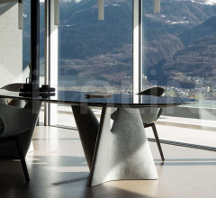 Стол обеденный Infinito Стол обеденный Infinito фабрика Poltrona Frau