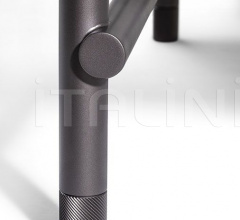 Журнальный столик Pierre Журнальный столик Pierre фабрика Poltrona Frau