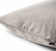 Подушка I Cuscini Decorativi - Loro Piana Interiors фабрика Poltrona Frau