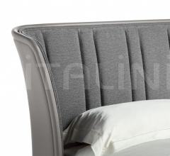 Итальянские Кровати - Кровать Lola Darling фабрика Poltrona Frau