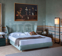 Тумбочка Moondance Тумбочка Moondance фабрика Poltrona Frau