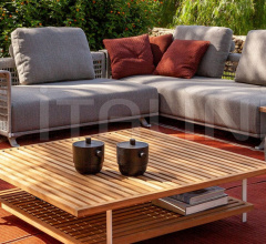 Журнальный столик Solaria Журнальный столик Solaria фабрика Poltrona Frau