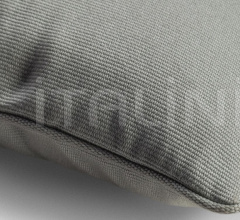 Подушка Decorative cushions Outdoor фабрика Poltrona Frau
