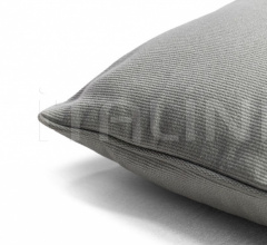 Подушка Decorative cushions Outdoor фабрика Poltrona Frau