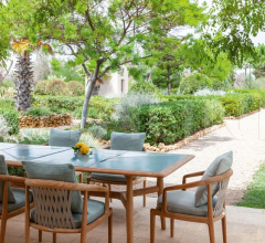 Стул с подлокотниками The Secret Garden Стул с подлокотниками The Secret Garden фабрика Poltrona Frau