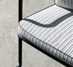 Стул с подлокотниками Borea фабрика B&B Italia