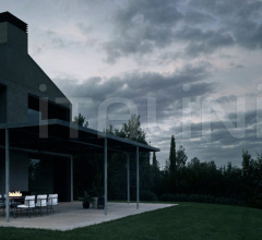 Стул с подлокотниками Borea фабрика B&B Italia