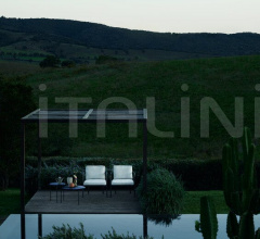 Столик Borea фабрика B&B Italia