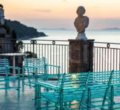 Итальянские Уличная мебель - Кресло A'mare Poltrona фабрика Edra