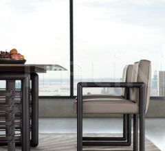 Стол обеденный Flint 240 / 200 фабрика Smania