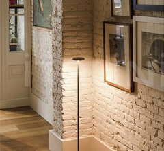 Итальянские Напольные светильники - Напольный светильник Flat Итальянские Напольные светильники - Напольный светильник Flat фабрика Vibia