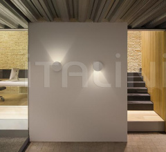 Итальянские Свет - Настенный светильник Dots Итальянские Свет - Настенный светильник Dots фабрика Vibia